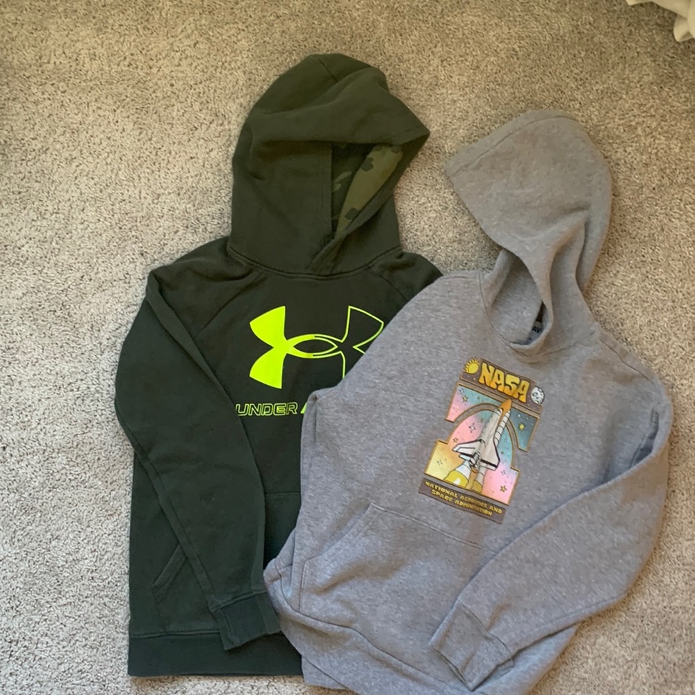 Set of 2 Hoodies